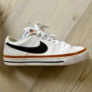 Nike Court Legacy Sneakers Size 8.5